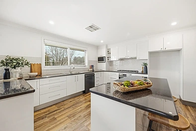 4 Discovery Drive, Yass, NSW 2582, 4 Bedrooms, 2 Bathrooms, House