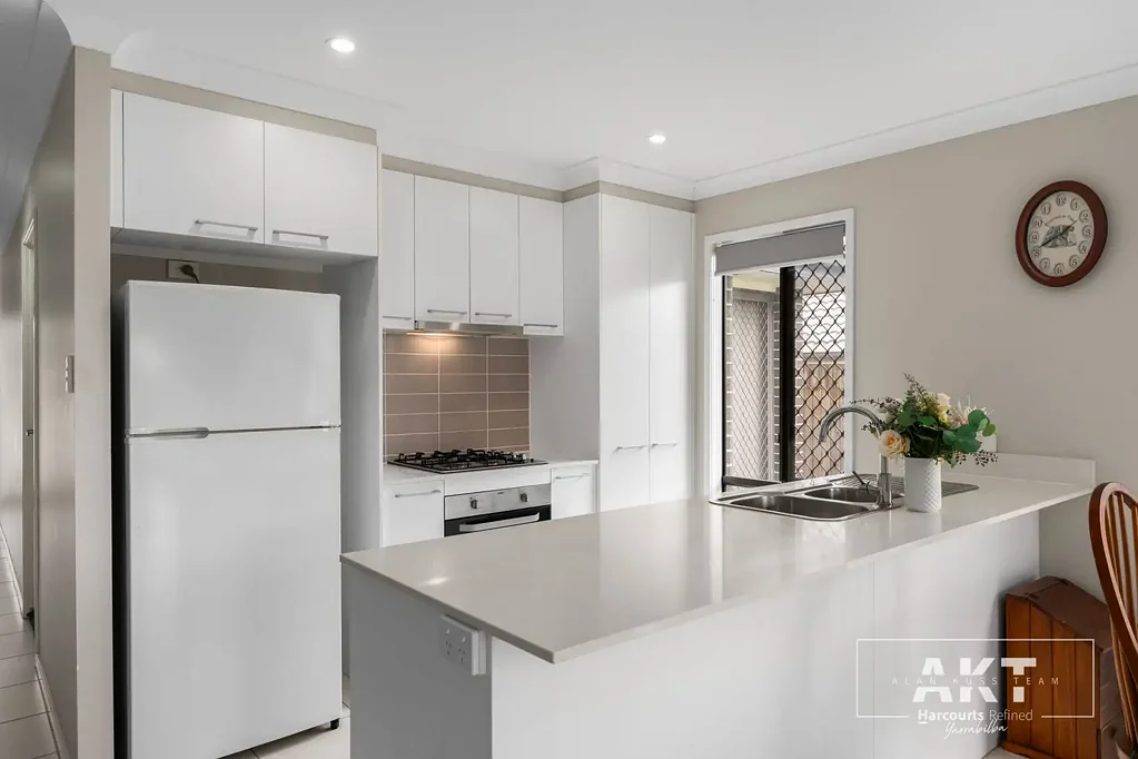 Yarrabilba 4कमरा LOW MAINTENANCE LIVING IN THE HEART OF YARRABILBA