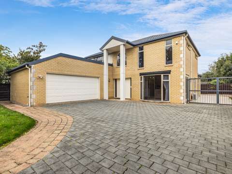 Fendalton 3房  High School Zone Bonanza!