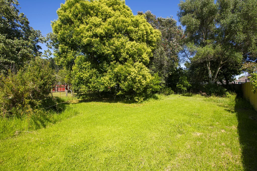 Kaiti Secluded section, handy location