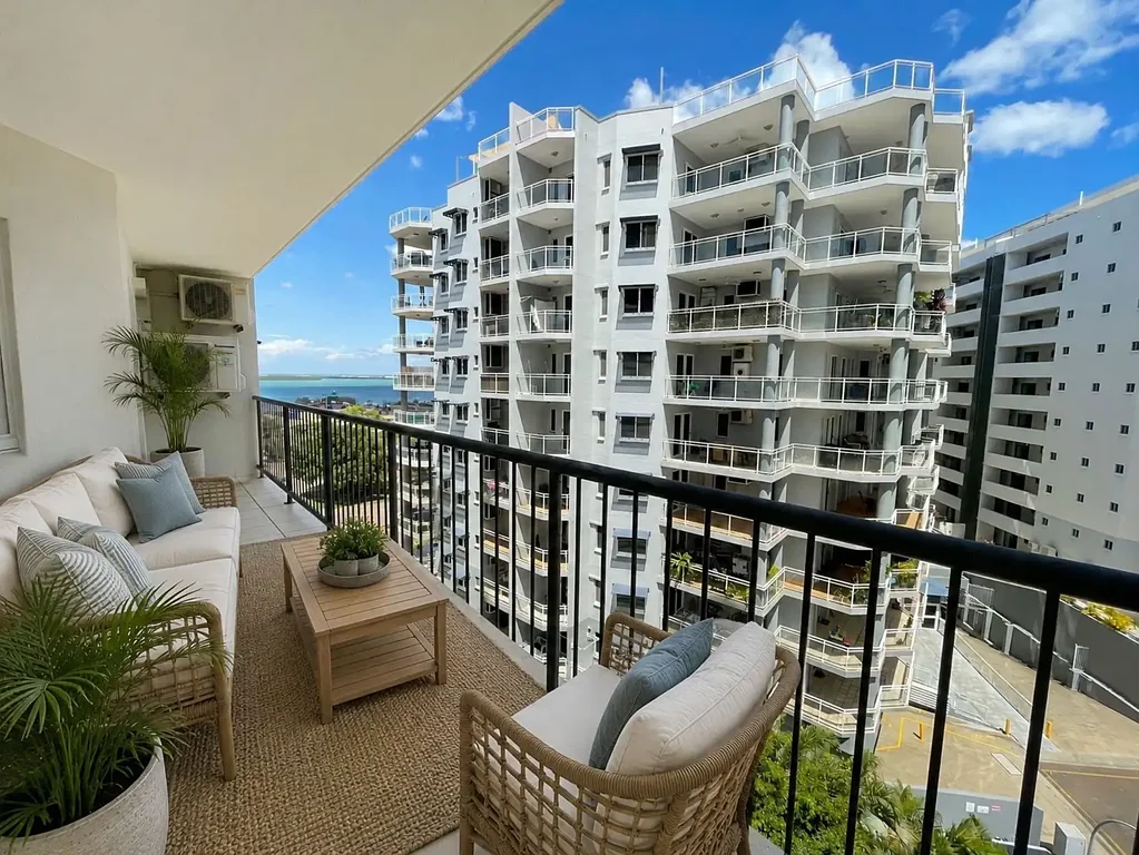 Darwin City 2ห้องนอน Stylish CBD Living Moments from the Waterfront