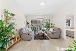 8/42 McLarty Ave, Joondalup