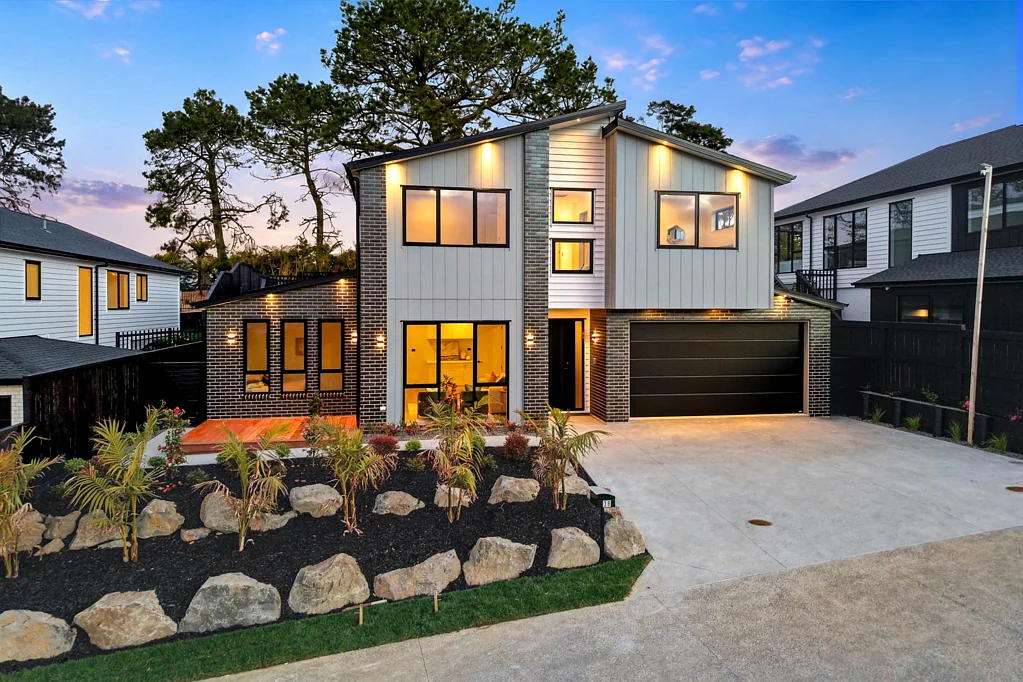 Millwater 6chambre Reserve Views, Elevated Site & Granny Potential