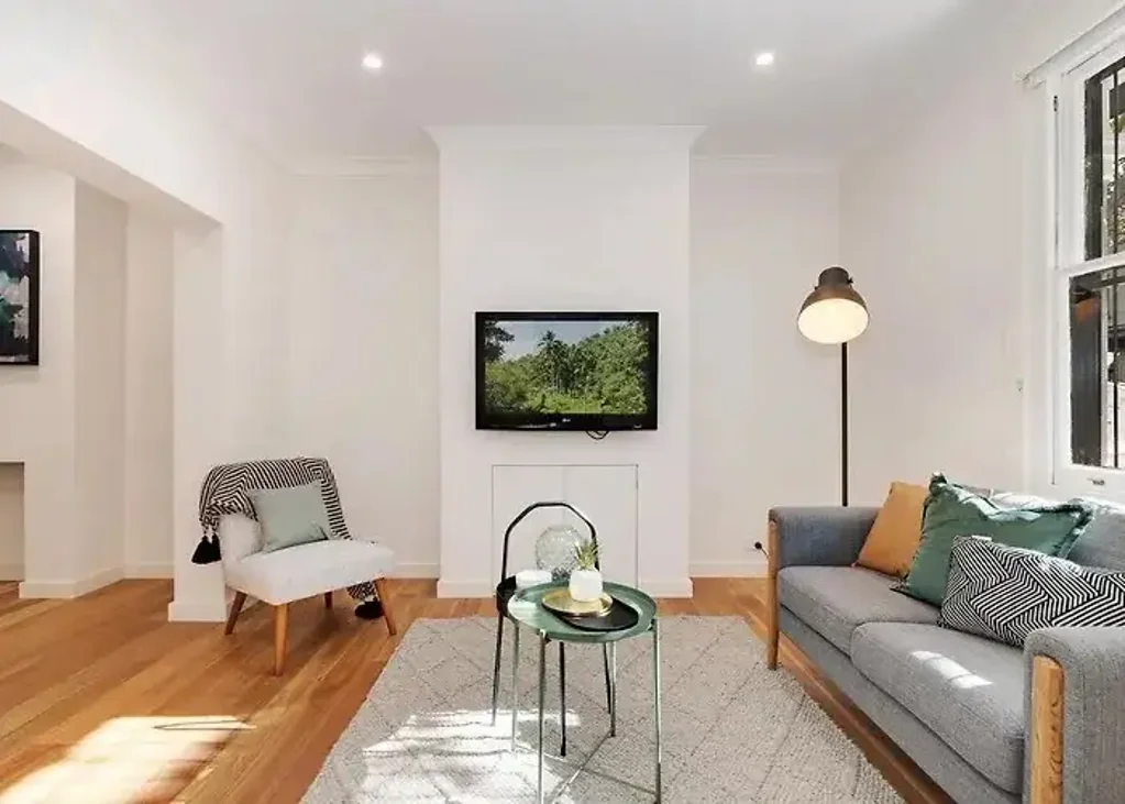 One Bedroom with courtyard
