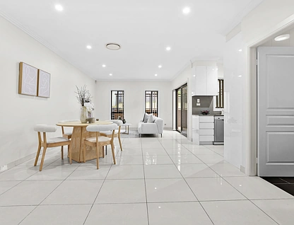 46B Jenkins Street, Dundas, Parramatta (Northwest suburbs), 4房, 2浴, Apartment
