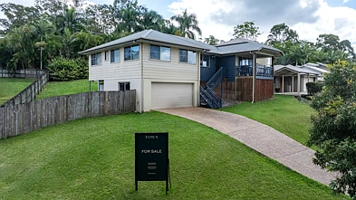 Mooloolah Valley 4房  Renovated 4 Bed Home Opposite Parkland | Quiet Cul-de-Sac Location