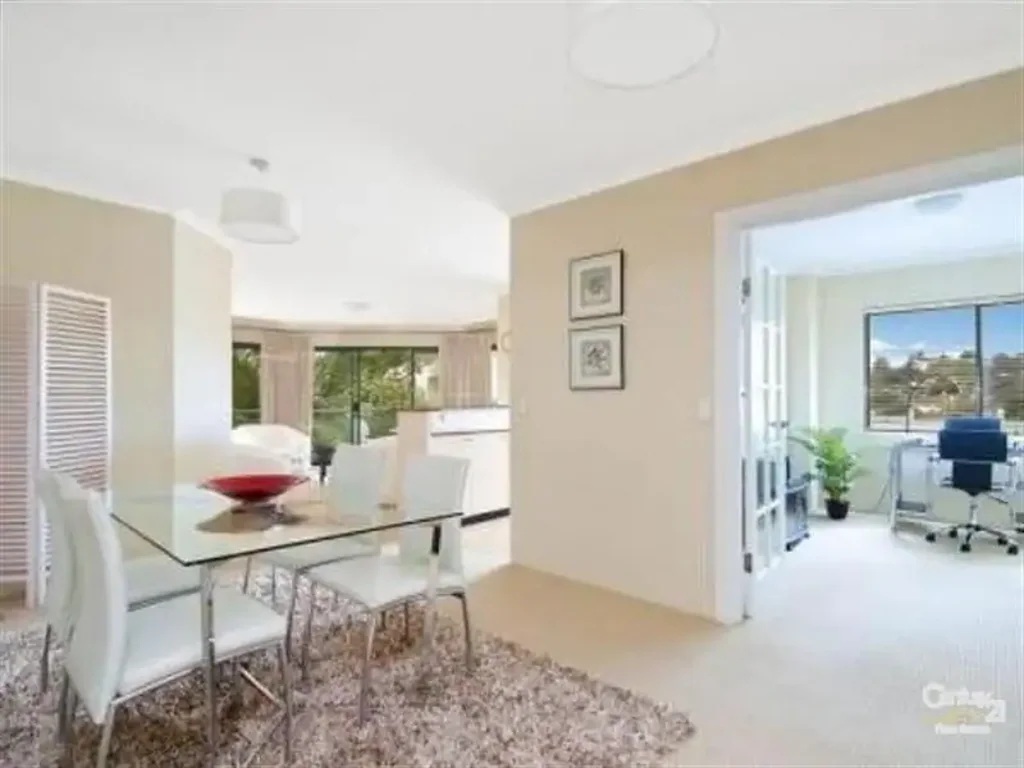Newport Central - Large Three Bedroom