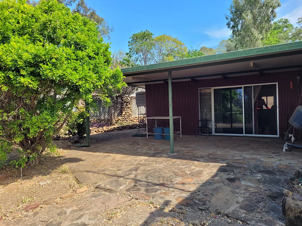 11 FREEDOM ROAD, Sapphire Central, QLD 4702