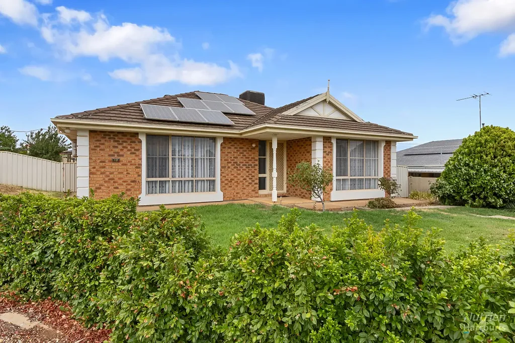 12 Stirrup Street, Saddleworth, SA 5413