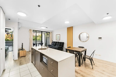 36/454 Upper Edward Street, Spring Hill, QLD 4000, 2 Bedrooms, 1 Bathrooms, House