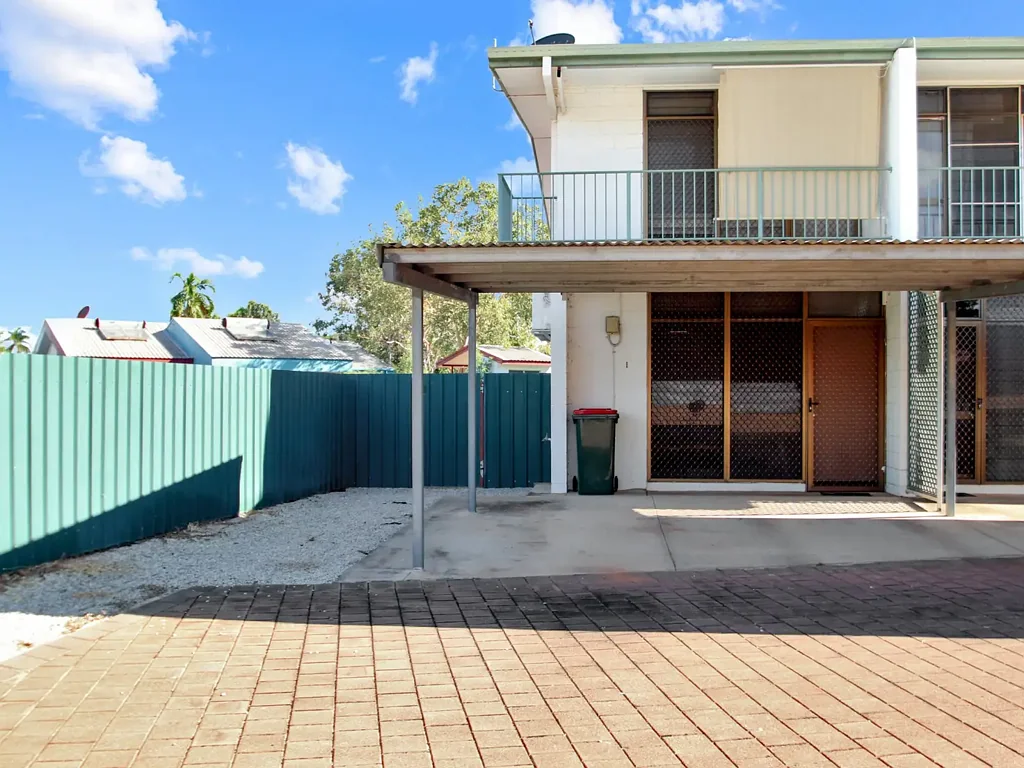 Unit 1/2 Clough Court, Katherine, NT 850
