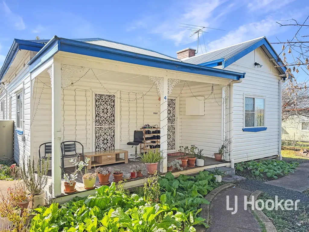 Inverell 3Zimmer Character Home on 2165m2 Block