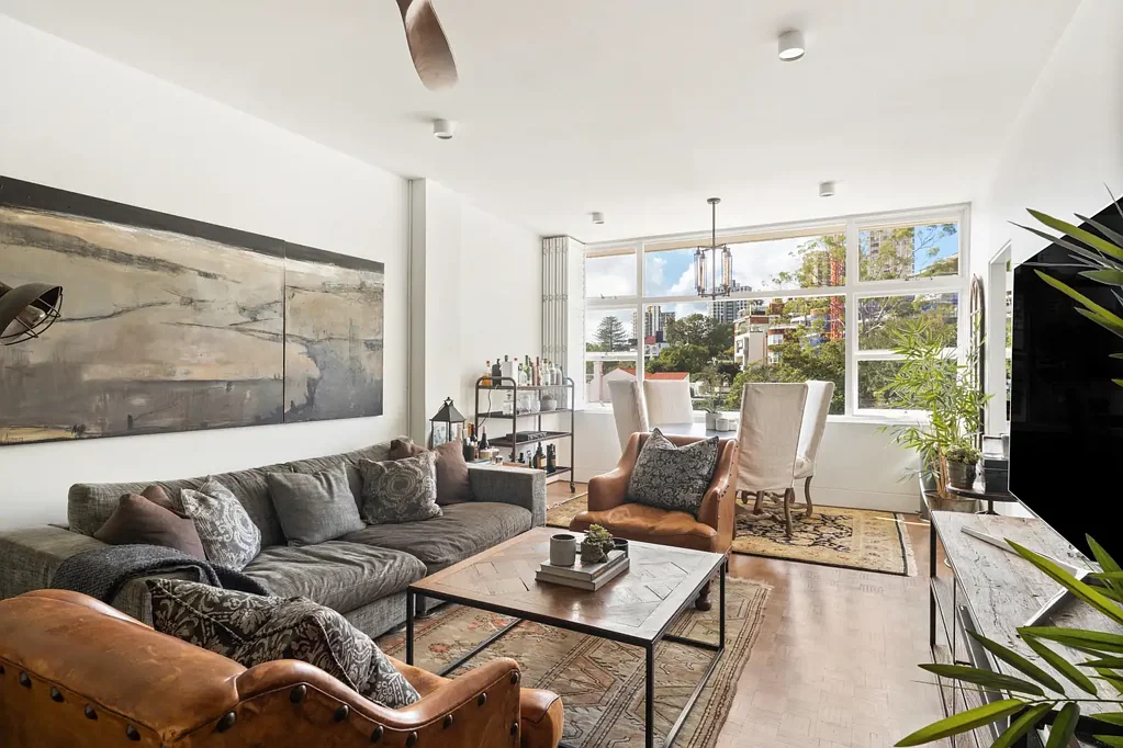 Darling Point 2غرفة نوم North-facing apartment with sensational harbour views