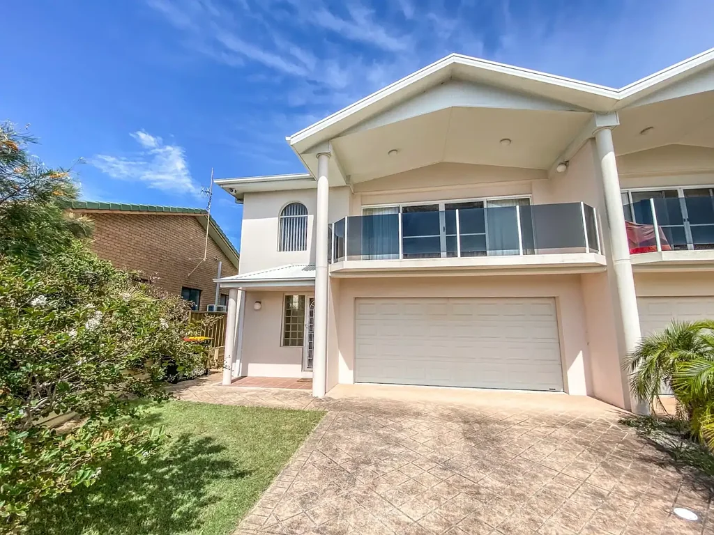 Peaceful Living in Fingal Bay!