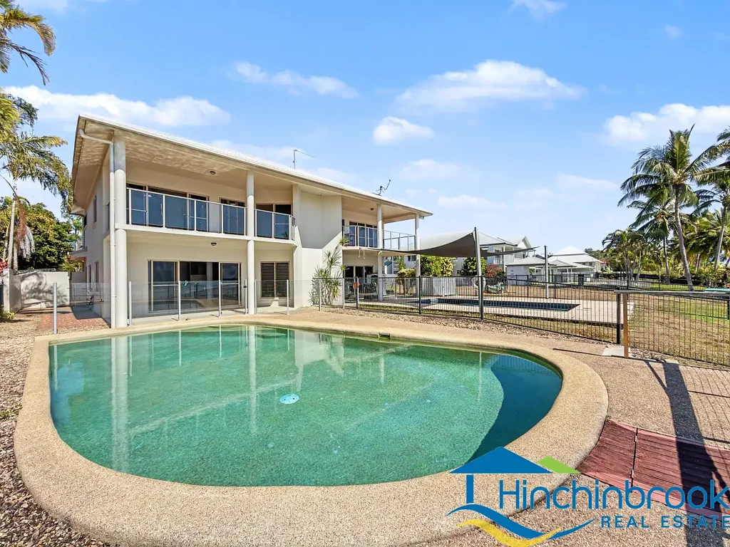 Cardwell 3 Bedroom Absolute Beachfront Luxury – Your Private Paradise on the Coral Sea