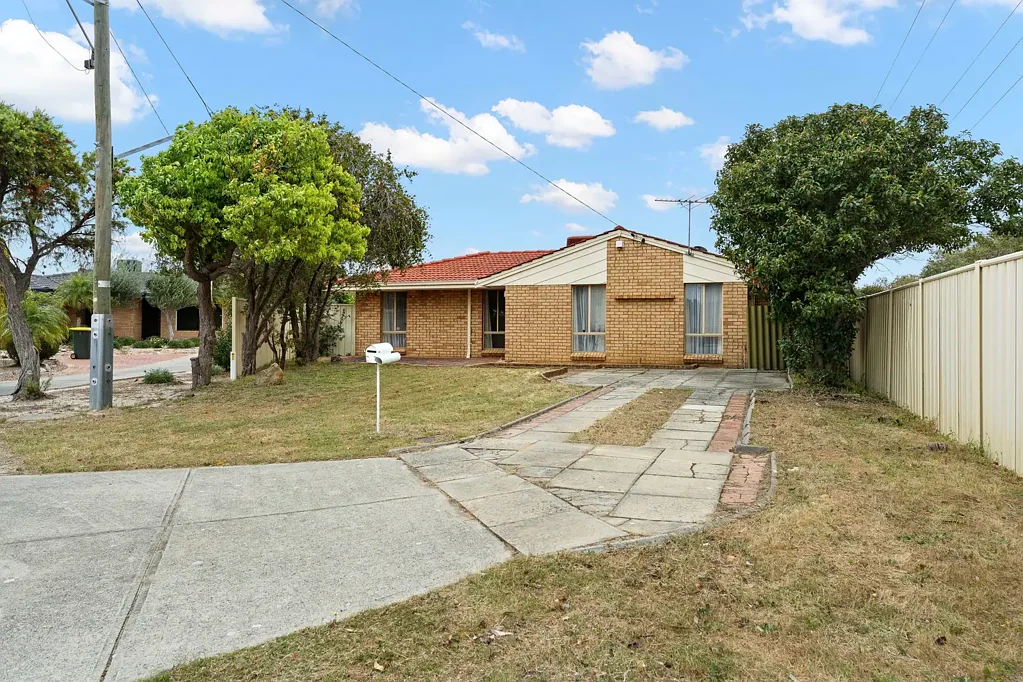 Midland 3Habitaciones BIG BLOCK, BIG POTENTIAL & READY FOR ITS NEXT CHAPTER