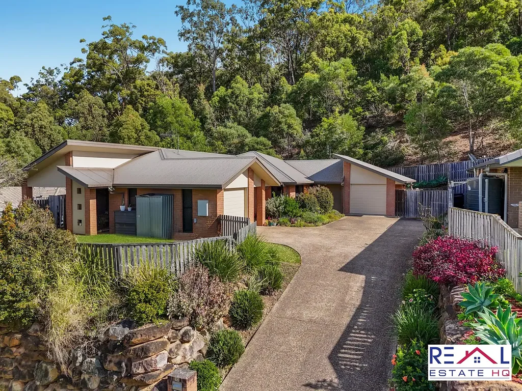 Bahrs Scrub 5Habitaciones *UNDER OFFER* Dual-Income Investment – Unit 2/12 Bahrs Point Drive, Bahrs Scrub -