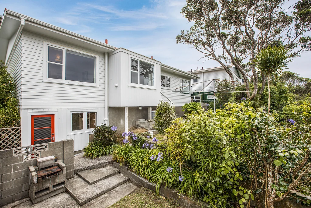 Karori 3कमरा Owners ready to move - Auction 9th July 2026