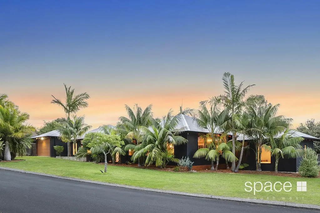 Margaret River 4ห้องนอน Creativity and Tranquil Home