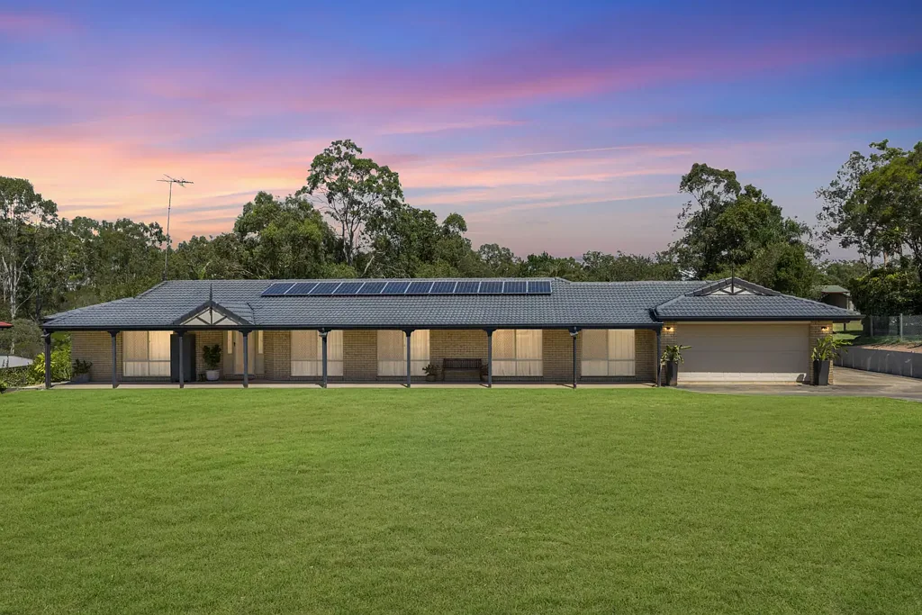 121-123 Equestrian Dr, New Beith, QLD 4124