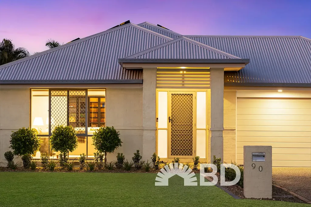 Narangba 3 Slaapkamer Renovated Family Home on a Huge 1058m² Block