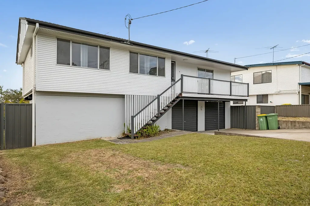 Woodridge 3غرفة نوم Updated Highset Home on a Spacious 653m2 Block
