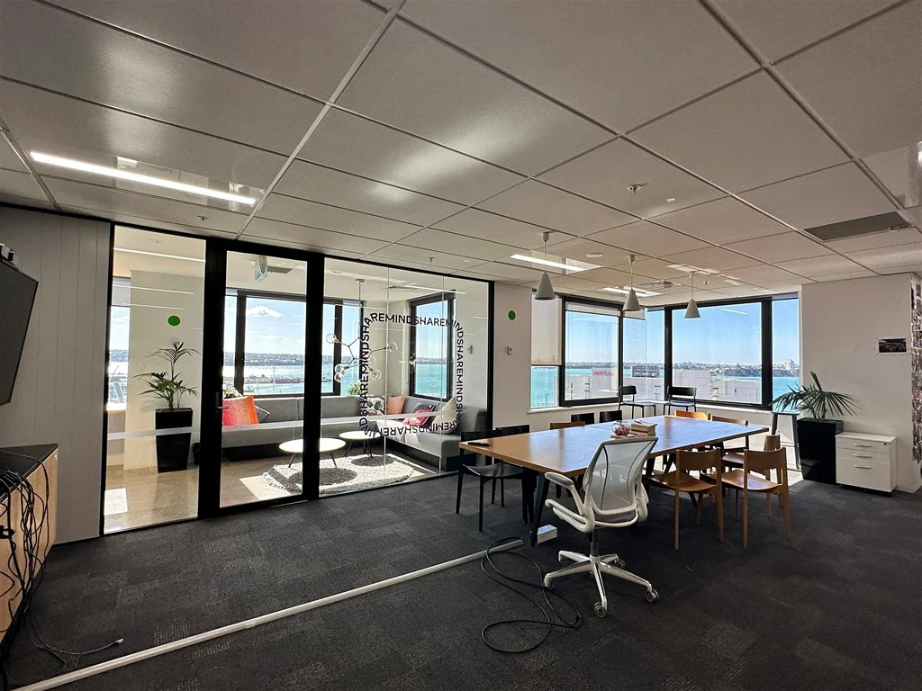 Auckland Central  CBRE – Seamless Downtown Office | 22 Fanshawe