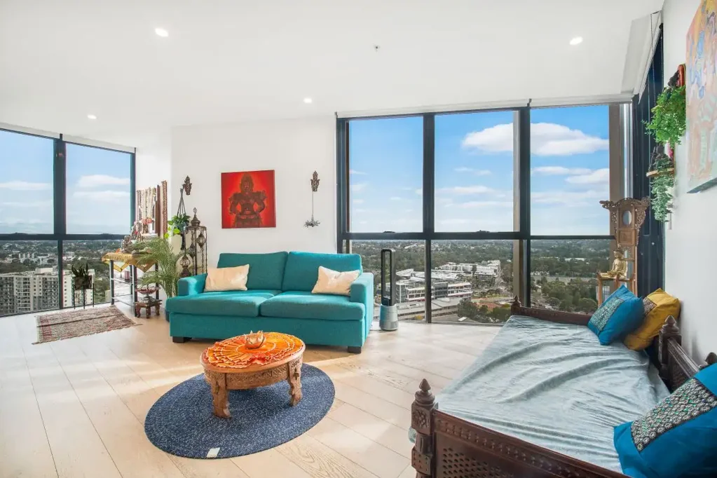 Westmead 3房 Westmead医疗区宽敞三居室豪宅 Expansive Three-Bedroom Luxury in the Westmead Medical Precinct