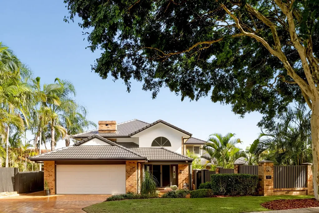 Aspley 5房  奢华阿斯利庄园内的顶级家庭娱乐中心  GRAND FAMILY ENTERTAINER IN PRESTIGE ASPLEY GROVE ENCLAVE