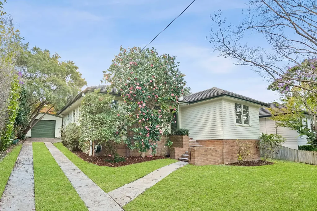North Epping 2 Slaapkamer Classic single level cottage of boundless potential