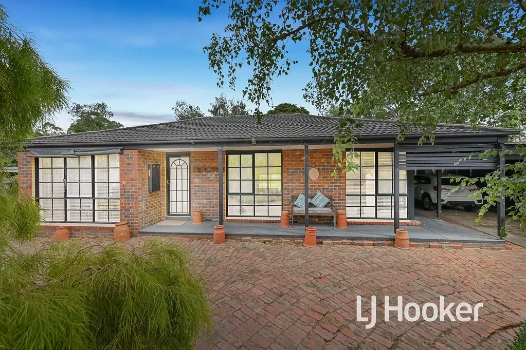 4 Melrose Court, Berwick, VIC 3806