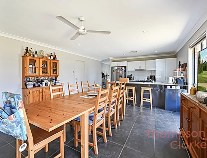 29 Finch Crescent, Aberglasslyn, NSW 2320, 4房, 2浴, 独立屋