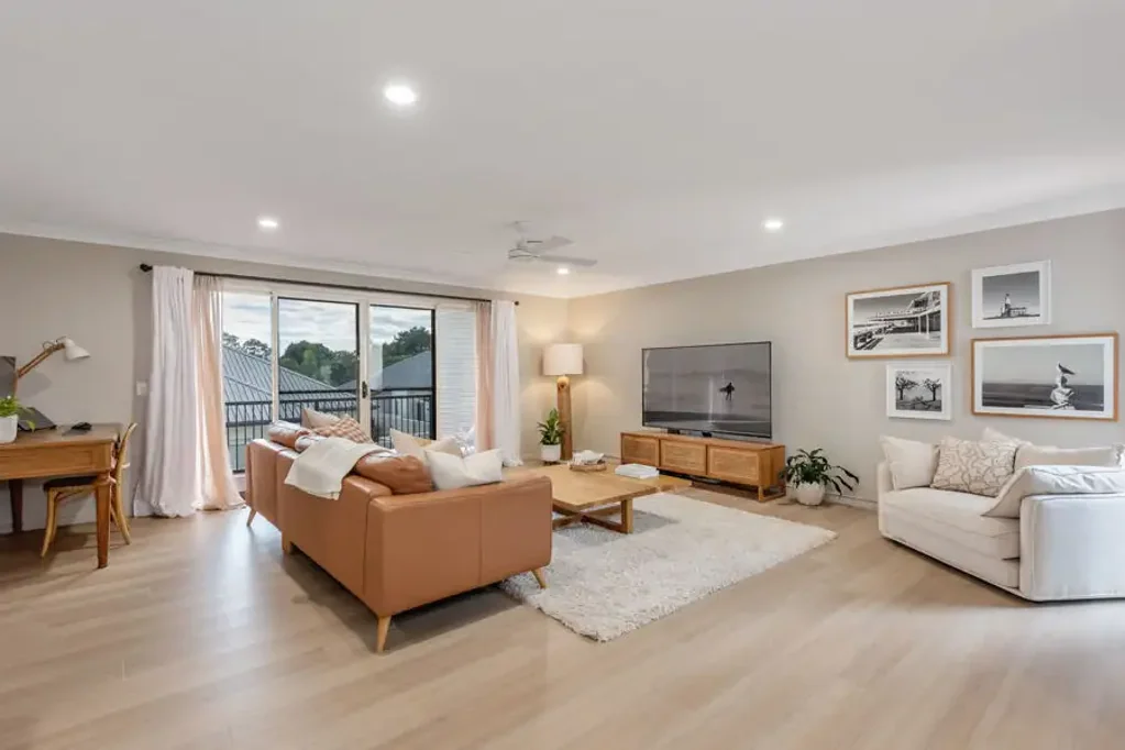 Robina 4Zimmer Easthill Residence-Sophisticated Living in a Premier Elevated Position