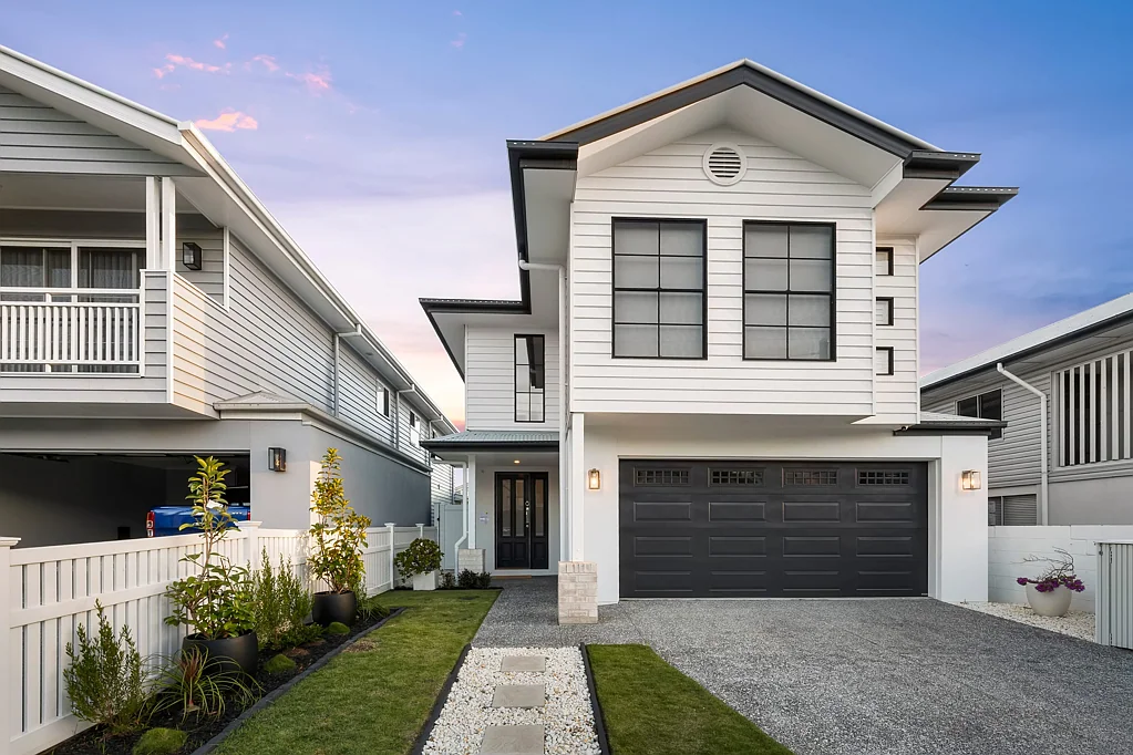 Hendra 5房 HENDRA 中心区域的现代家庭奢华住宅 CONTEMPORARY FAMILY LUXURY IN THE HEART OF HENDRA