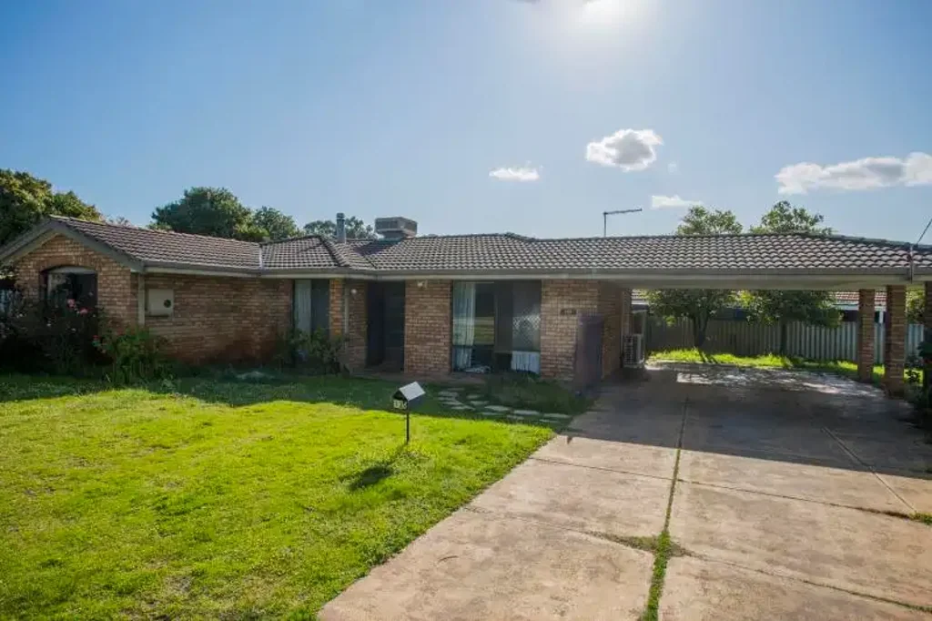 Charming 3-Bedroom Rental in Desirable Langford Area - Your Perfect Home Awaits! (Unfurnished)