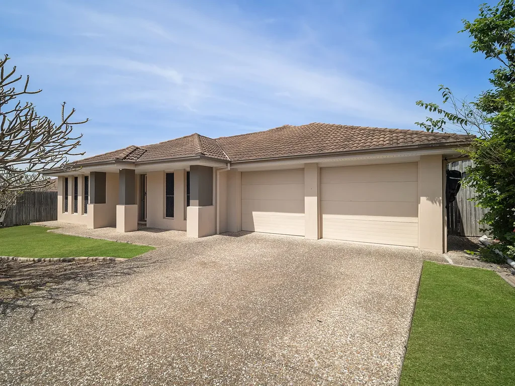 Address Withheld, Flinders View, QLD 4305