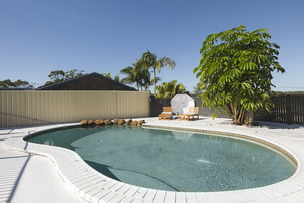 Rochedale South 6房  升级的豪华生活，拥有壮丽景观和卓越的家庭空间  Elevated Luxury Living with Spectacular Views & Exceptional Family Space