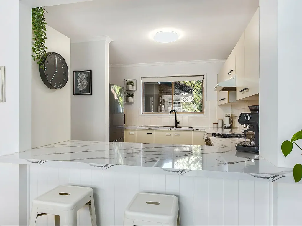 Kedron 3部屋 BEAUTIFULLY PRESENTED TOWNHOUSE