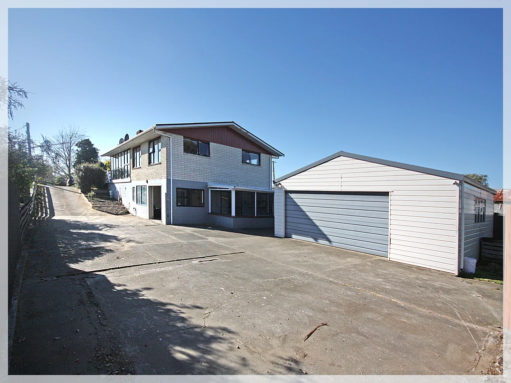 Foxton 3部屋 Need shed space?