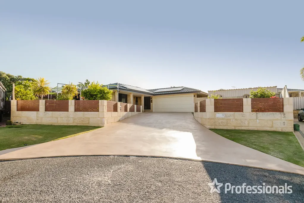 12 Bluejay Close, Woodvale, WA 6026