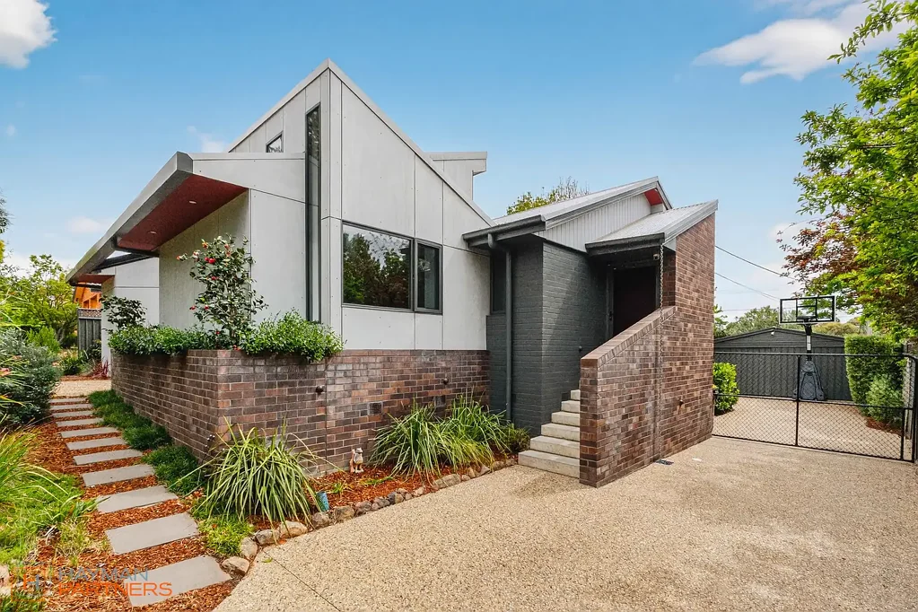 10 Ayers Place, Curtin, ACT 2605