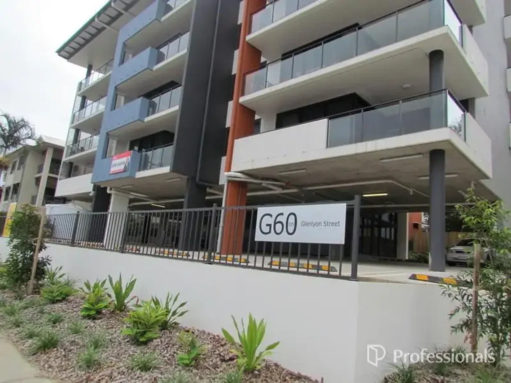 Gladstone Central 2 Bedroom Modern, Low-Maintenance Investment in Prime Location