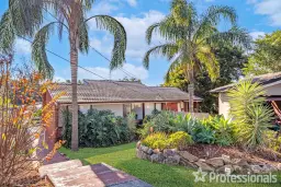 4 Castle Place, Padstow Heights