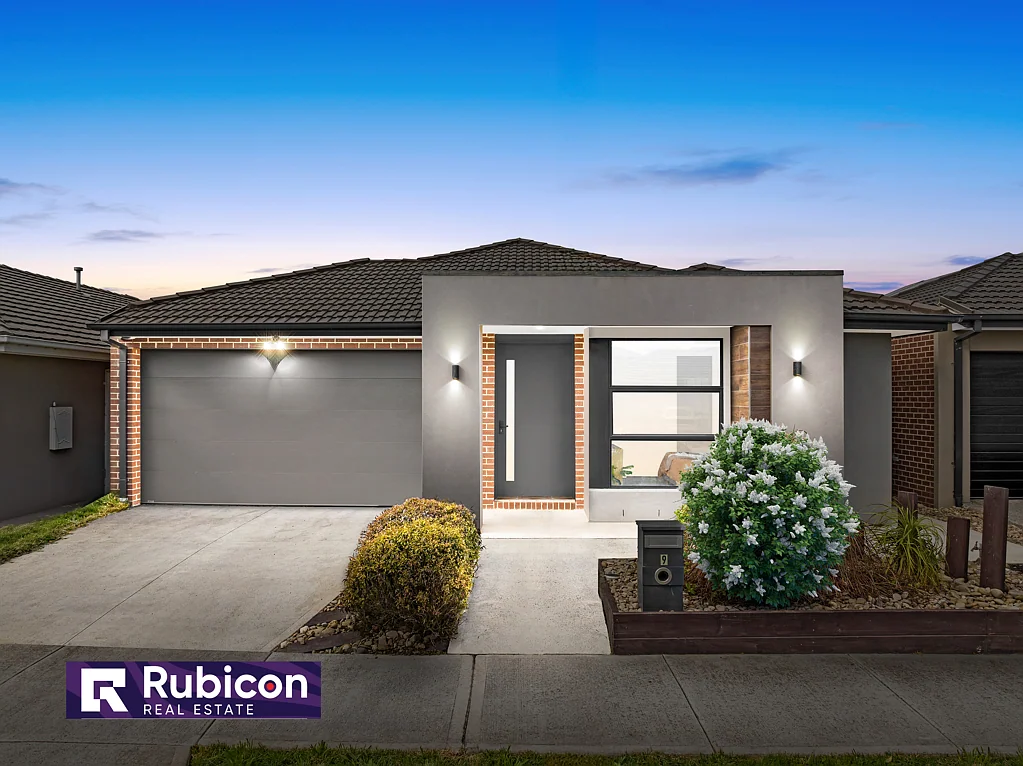 9 Hemsworth Street, Donnybrook, VIC 3064
