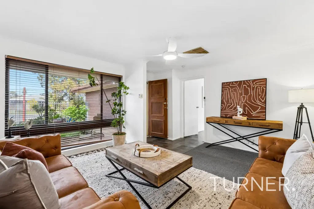Parafield Gardens 3房  Spacious family home in a quiet peaceful location!