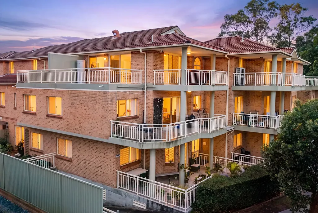 Narwee 3غرفة نوم Spacious Full-Brick Three-Bedroom Unit Just 350m from Narwee Amenities
