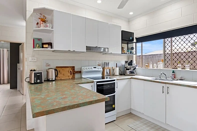 16 Farmer Street, Edmonton, QLD 4869, 4房, 1浴, House