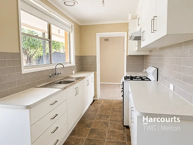 ਹੋਰ - 75 Shea Street, Bacchus Marsh, VIC 3340