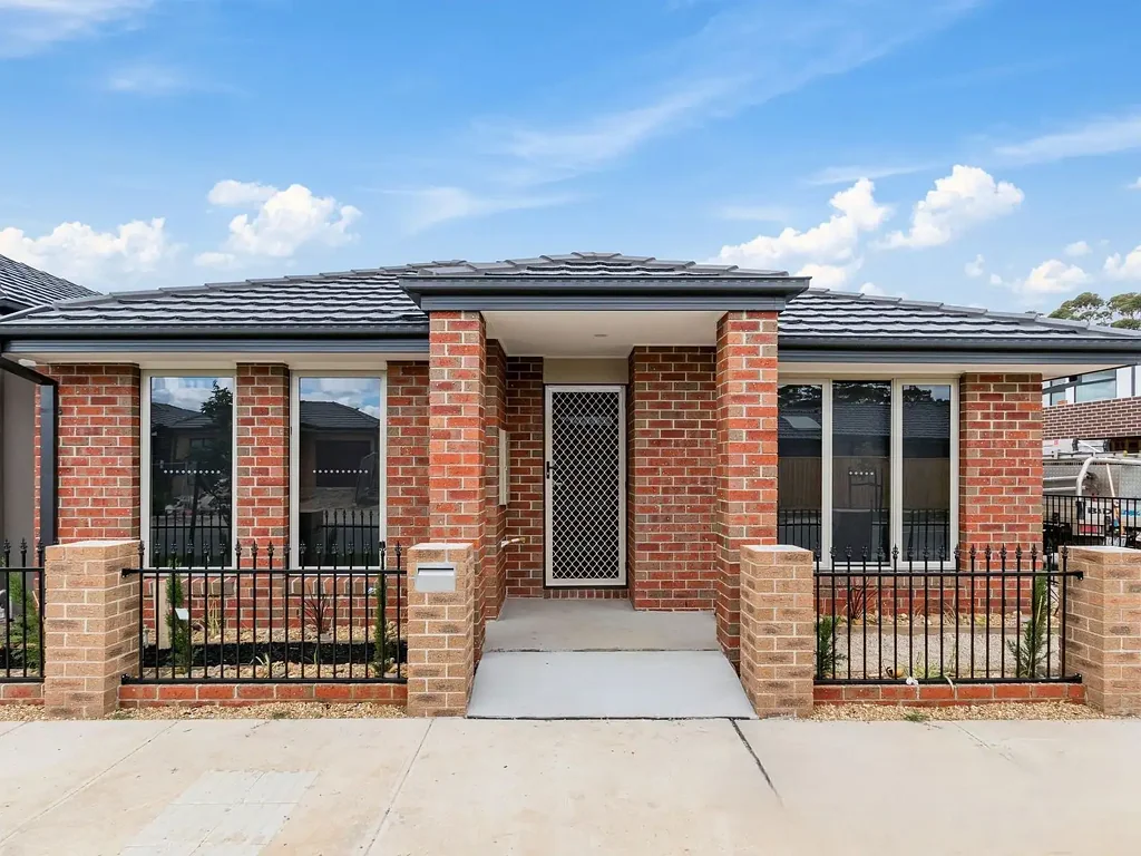 19 Hunt Way, Pakenham, VIC 3810, 2 Bedrooms, 1 Bathrooms, House