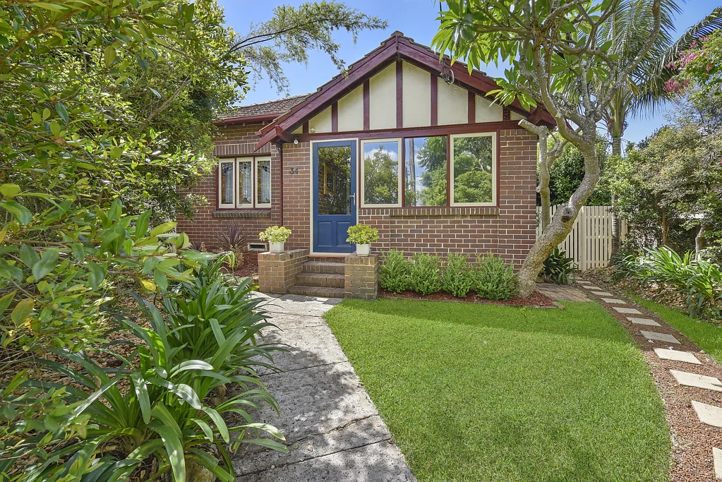 Hornsby 4Zimmer Modern Full Brick Home Plus Studio